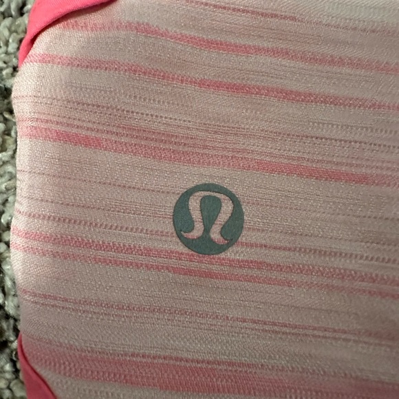 Pink Lululemon shorts with waistband design - Picture 3 of 3
